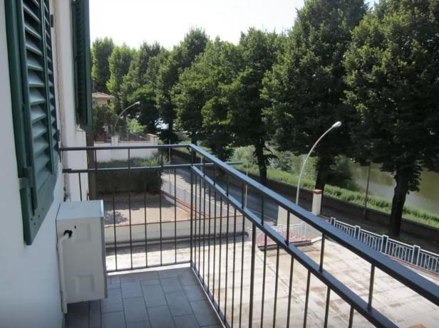 Appartamento Ai Giardini Empoli Bagian luar foto